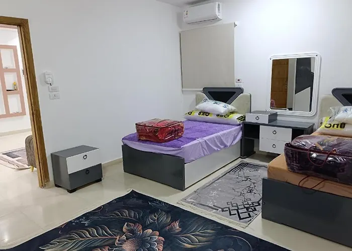 كاملة بغرفتي نوم دور ارضي Apartment