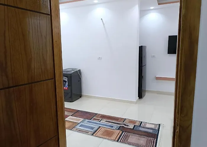 كاملة بغرفتي نوم دور ارضي *