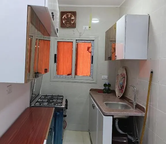 كاملة بغرفتي نوم دور ارضي Apartment